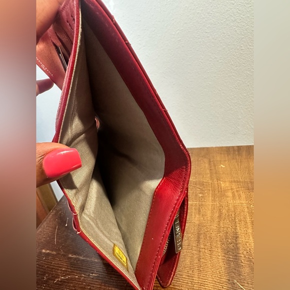 Chanel Red Quilted Women's wallet silver hardware EUC - Picture 9 of 11